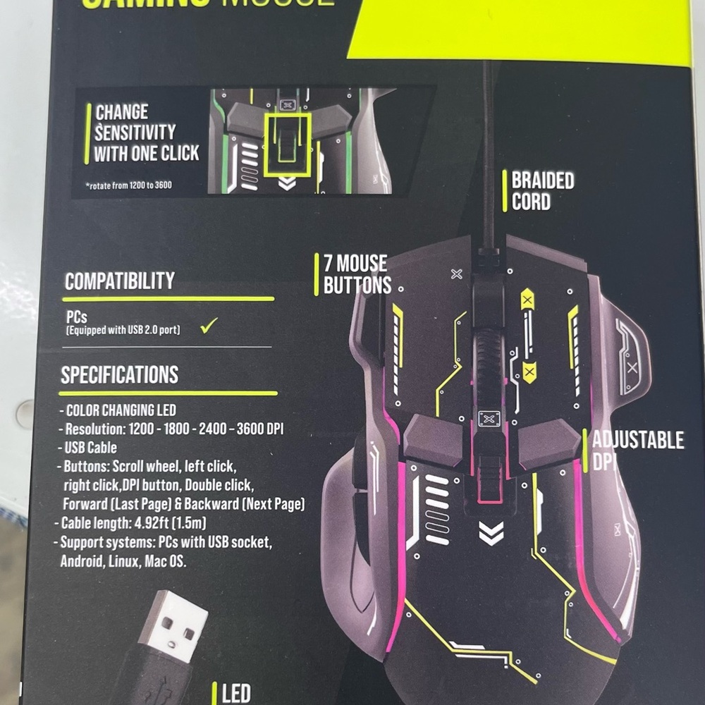 Gaming Mouse with Adjustable DPI - Black and Green
